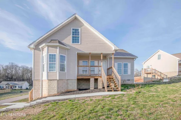 $399,000 | 155 Waters Edge Drive, Spring City, TN 37381