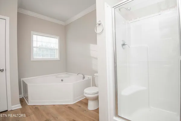 $399,000 | 155 Waters Edge Drive, Spring City, TN 37381