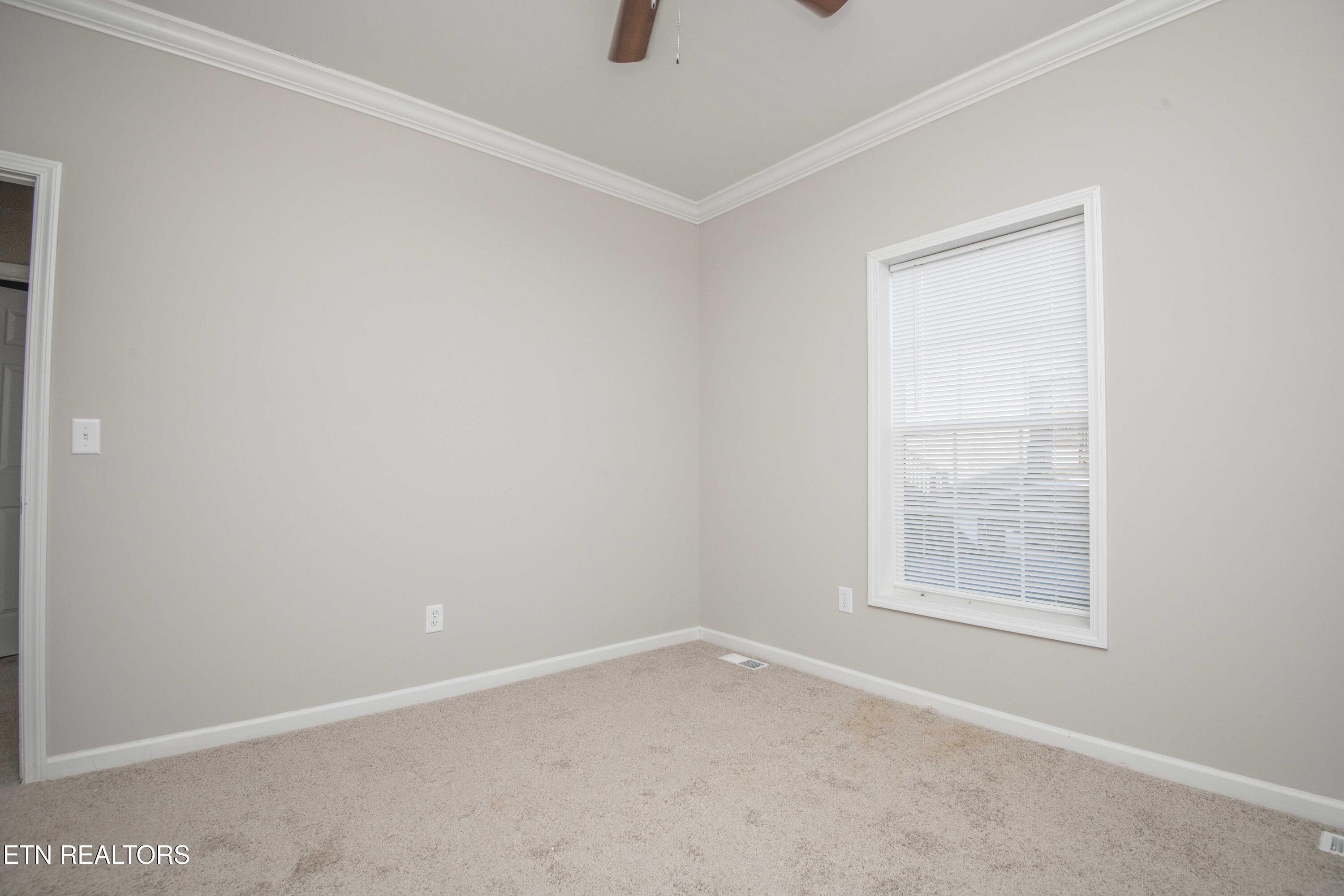 155 Waters Edge Drive Spring City, TN 37381 - Photo 32 of 60 second bed 2_1