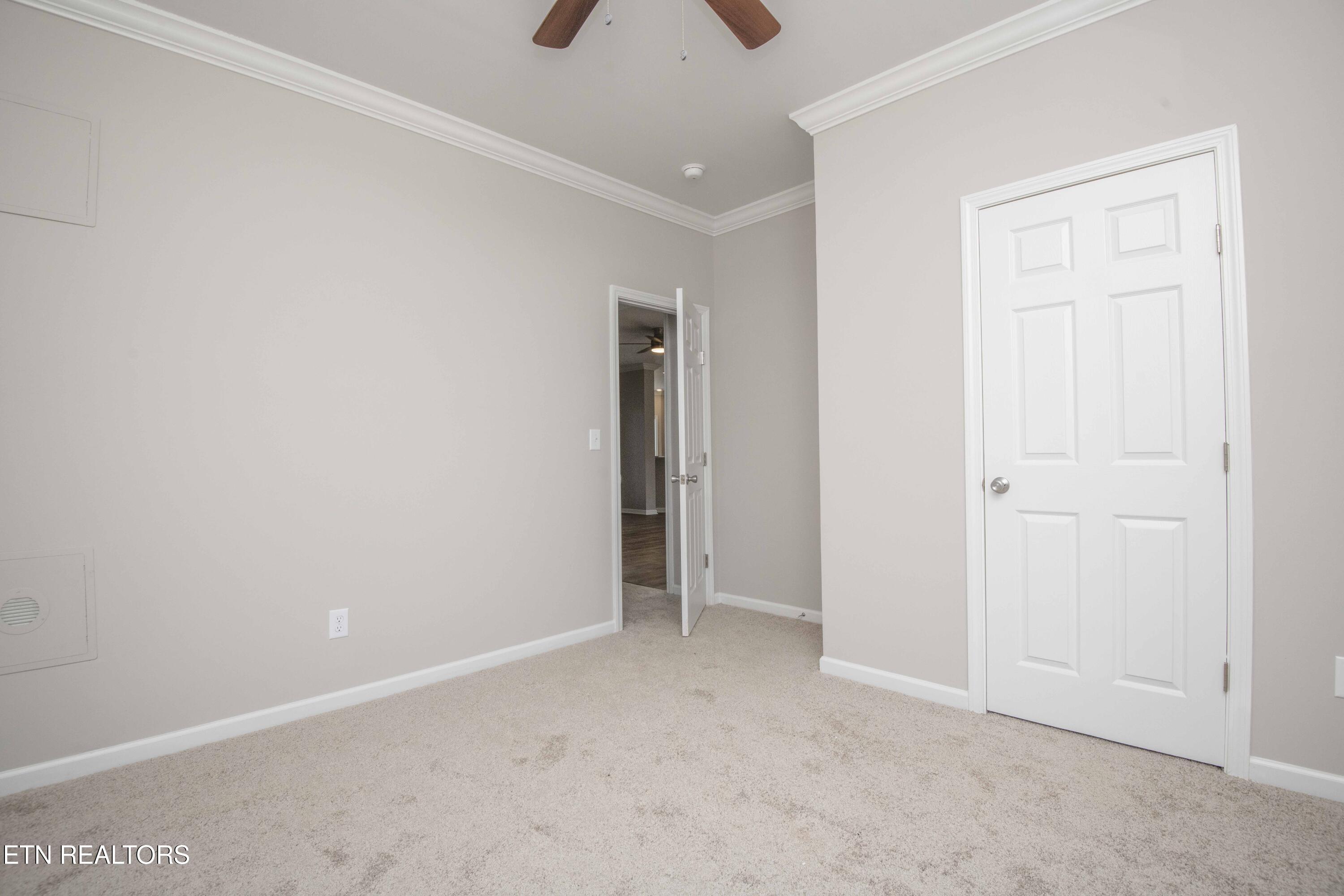 155 Waters Edge Drive Spring City, TN 37381 - Photo 36 of 60 third bed 3_1