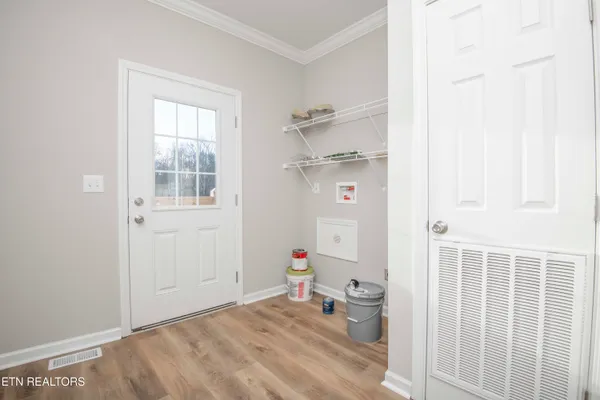 $399,000 | 155 Waters Edge Drive, Spring City, TN 37381