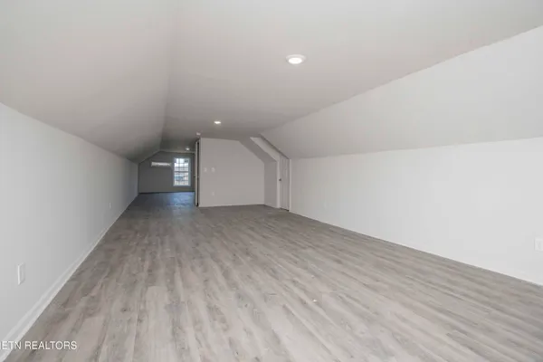 $399,000 | 155 Waters Edge Drive, Spring City, TN 37381