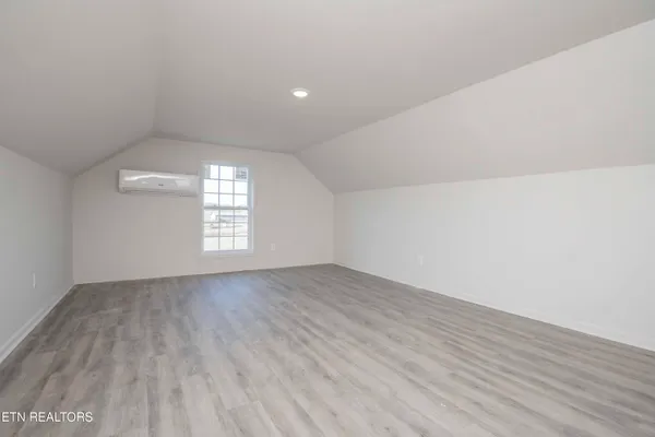 $399,000 | 155 Waters Edge Drive, Spring City, TN 37381