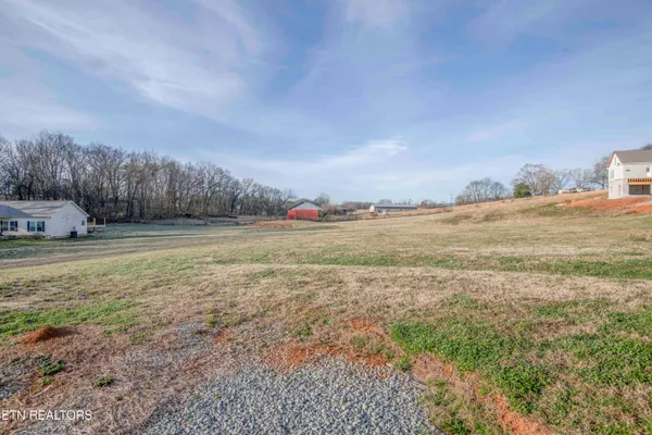 $399,000 | 155 Waters Edge Drive, Spring City, TN 37381
