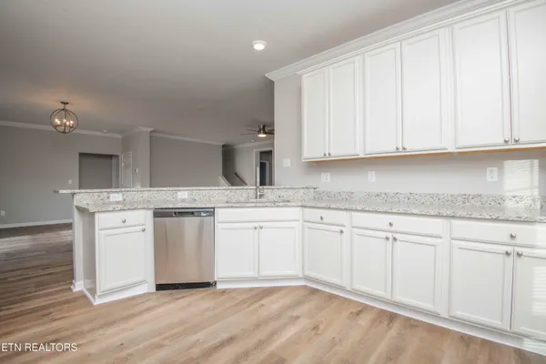 $399,000 | 155 Waters Edge Drive, Spring City, TN 37381