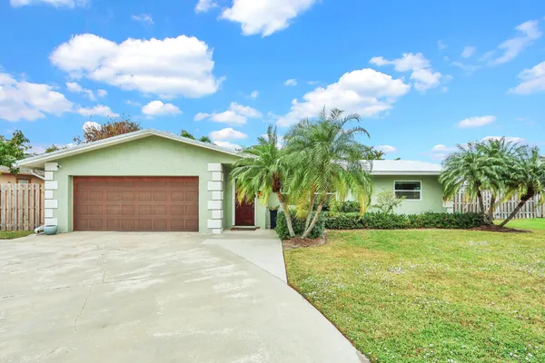 $519,900 | 3035 Southeast Glasgow Drive, Stuart, FL 34997