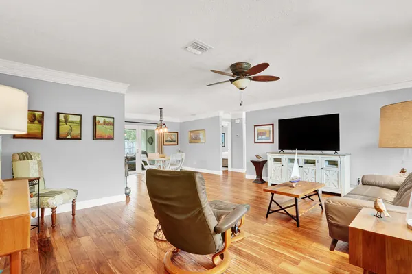 $519,900 | 3035 Southeast Glasgow Drive, Stuart, FL 34997