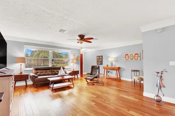 $519,900 | 3035 Southeast Glasgow Drive, Stuart, FL 34997