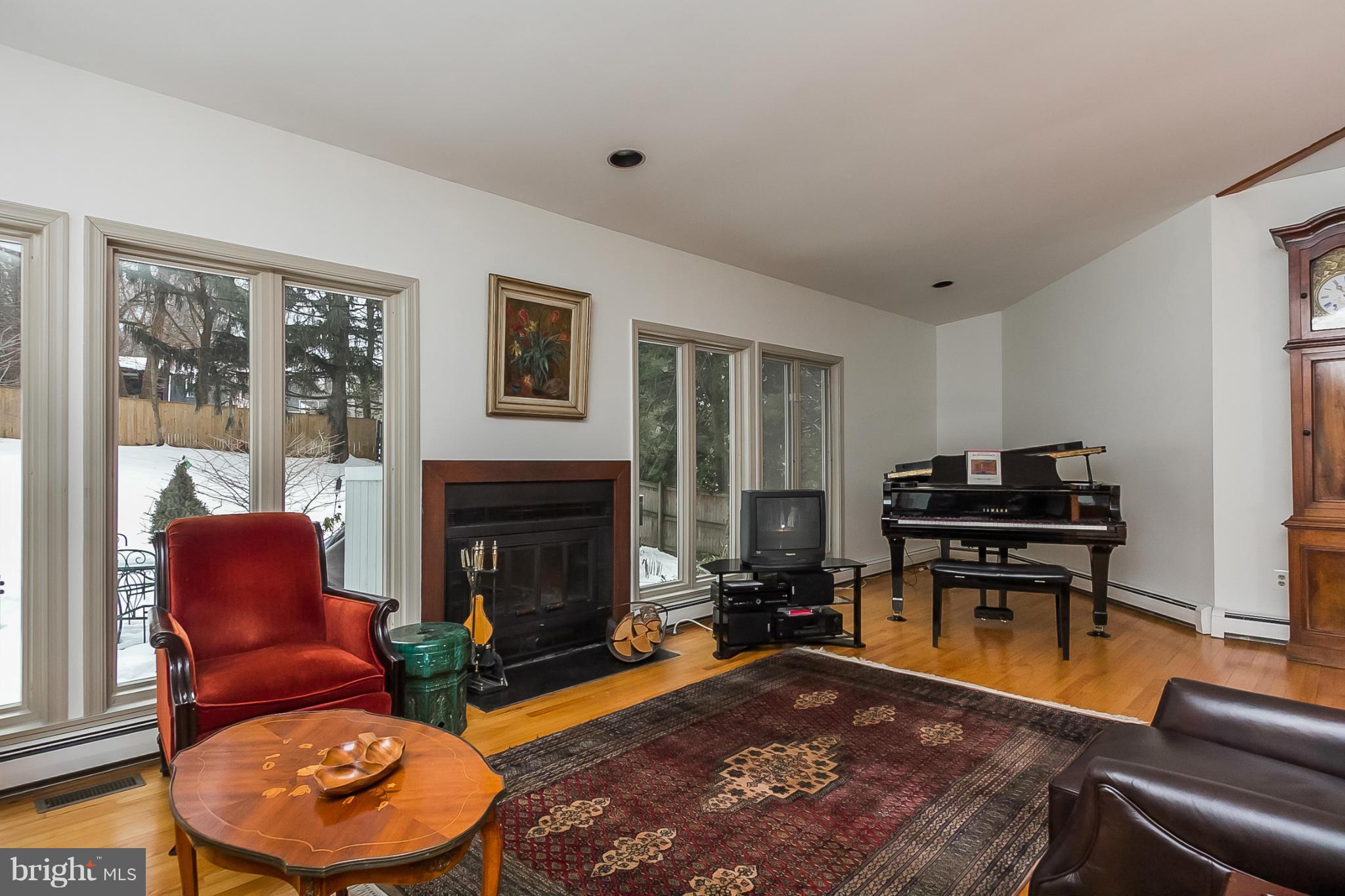 1117 Bellemore Road Baltimore, MD 21210 - Photo 18 of 30 Family Room and Music Area