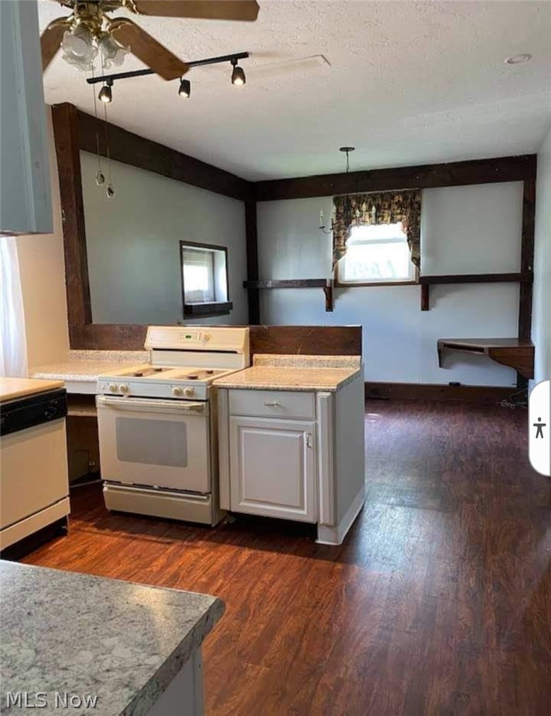 10286 Wilson Mills Road Chardon, OH 44024 - Photo 46 of 49 Carraige house kitchen