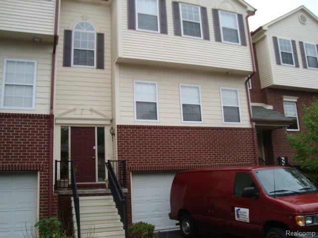 2664 Crooks Road, Unit 8 Royal Oak, MI 48073 - Photo 1 of 19 DSC04950