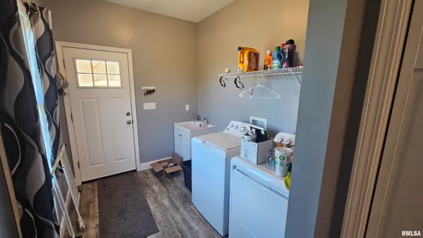 $449,000 | 1915 Highway 67, Meredosia, IL 62665