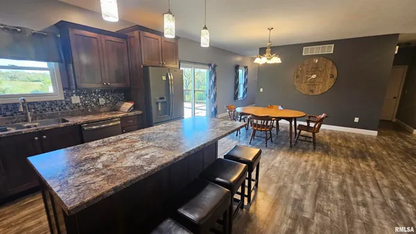 $449,000 | 1915 Highway 67, Meredosia, IL 62665