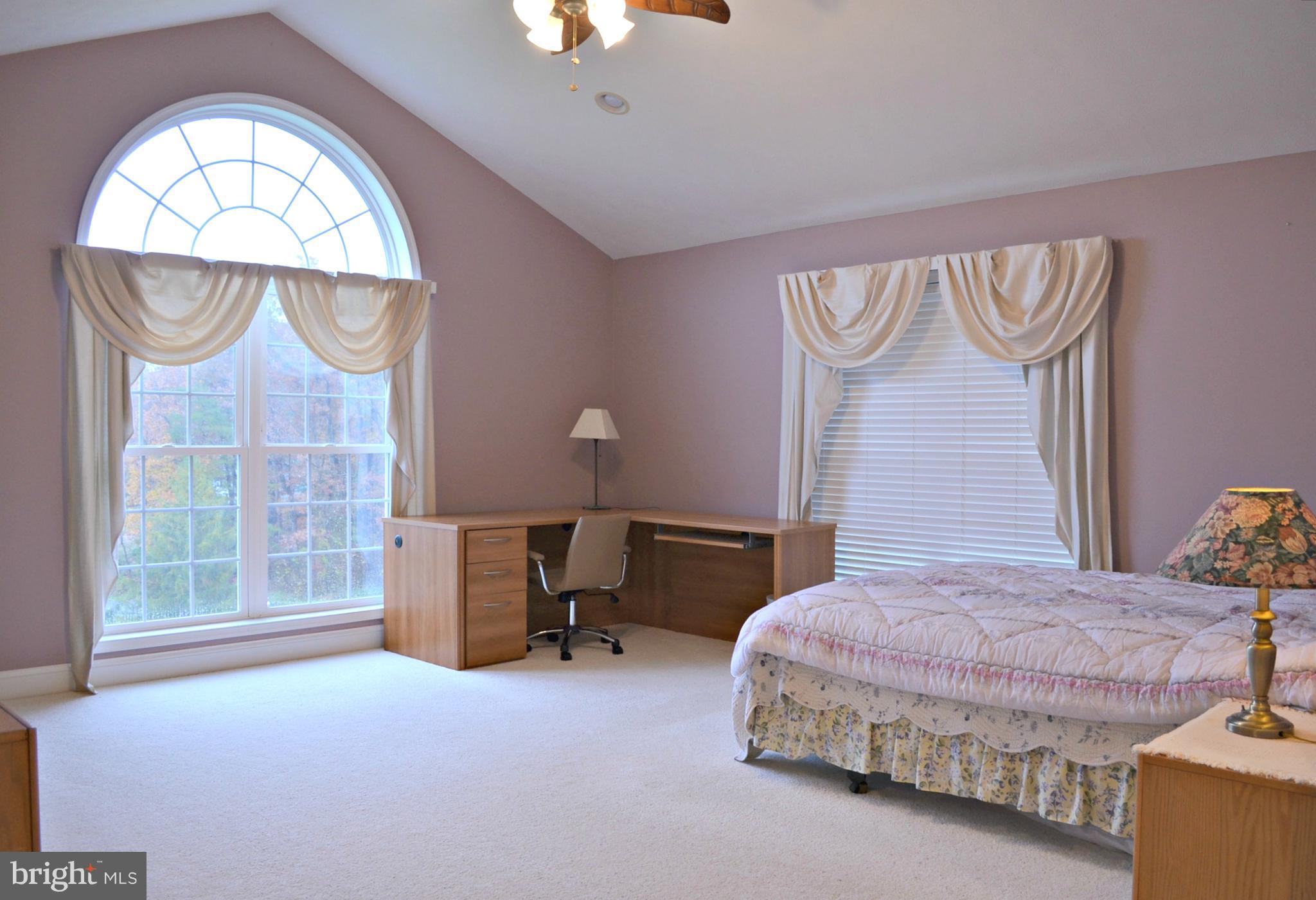 1922 Highland Ridge Road Berkeley Springs, WV 25411 - Photo 20 of 30 Bedroom (Master)