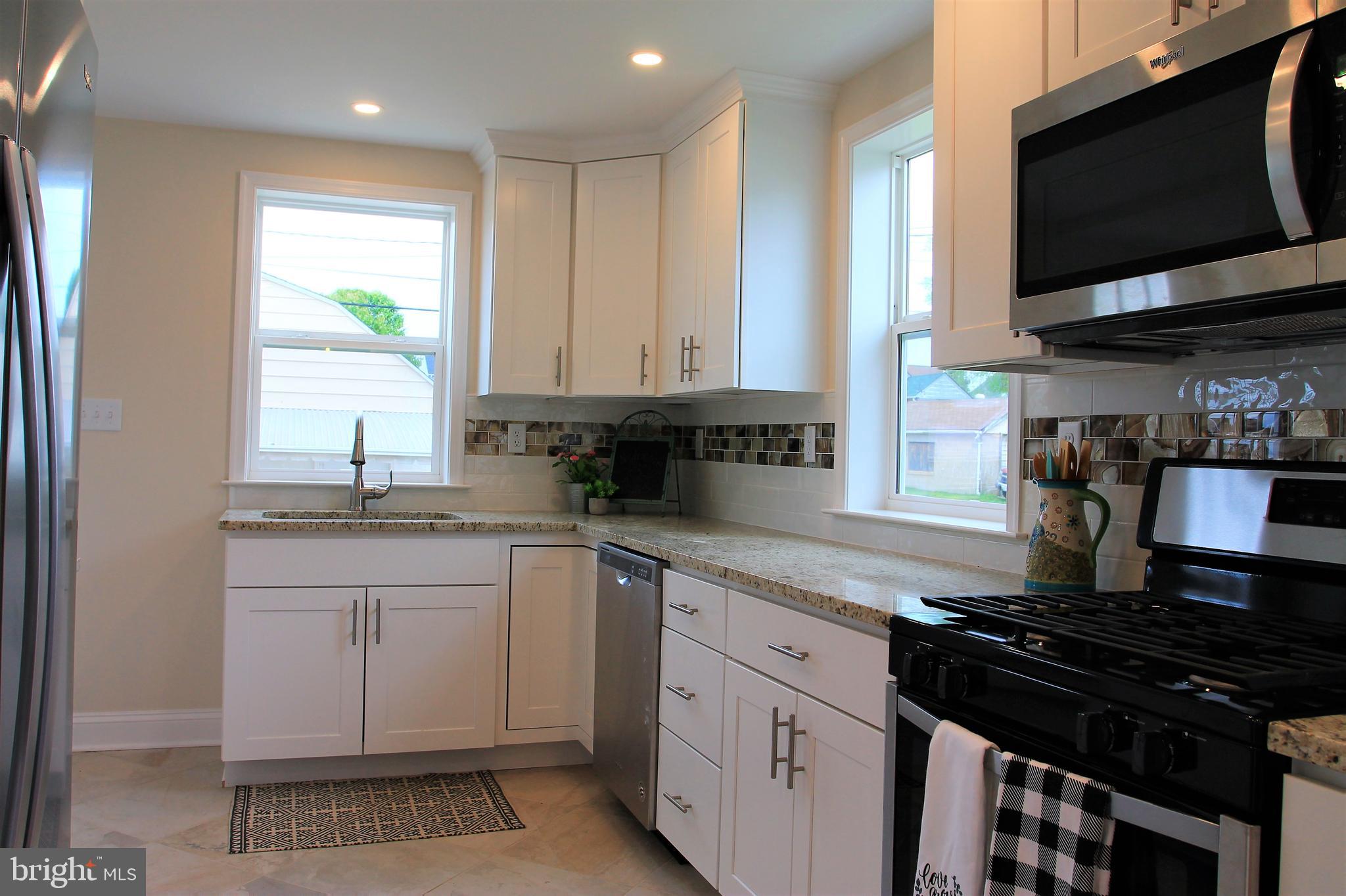 2914 Ritchie Avenue Baltimore, MD 21219 - Photo 9 of 19