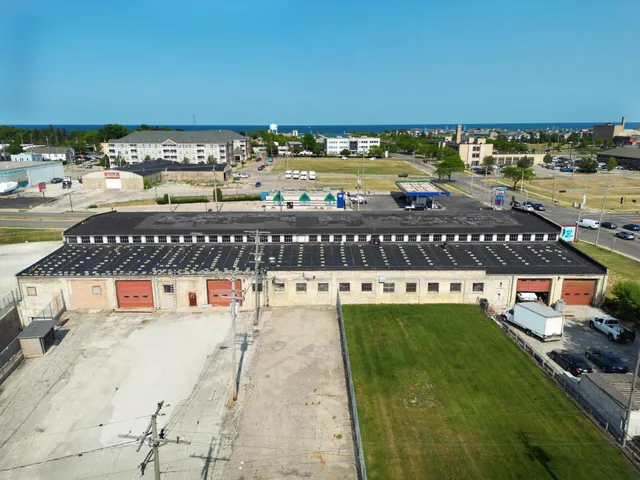 $2,500,000 | 5136 Sheridan Road, Kenosha, WI 53140