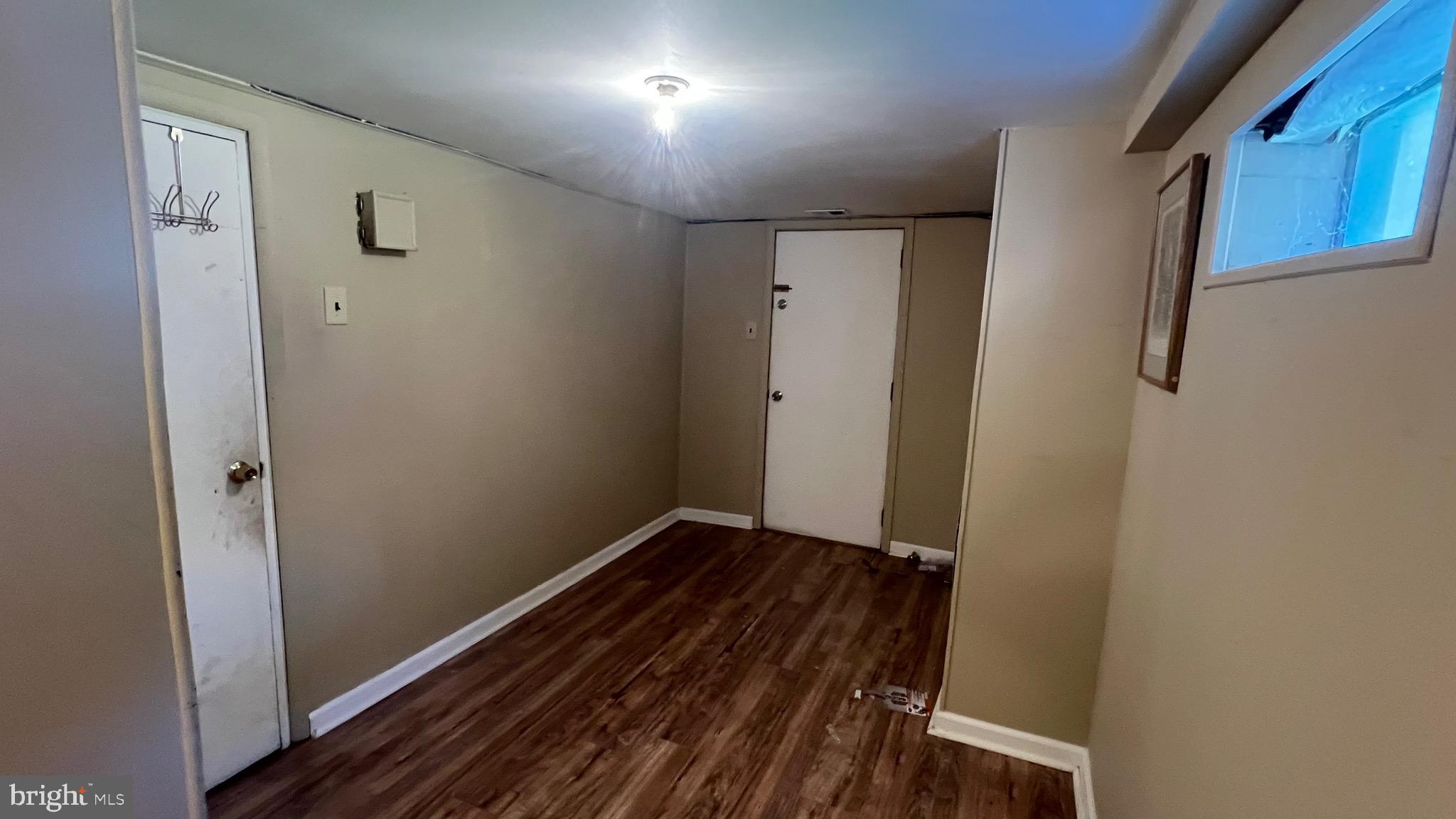 11023 Greiner Road Philadelphia, PA 19116 - Photo 26 of 29 a view of small space with wooden floor