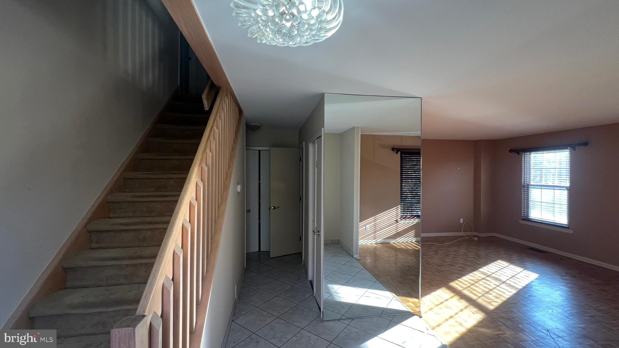 11023 Greiner Road Philadelphia, PA 19116 - Photo 4 of 29 a view of an entryway