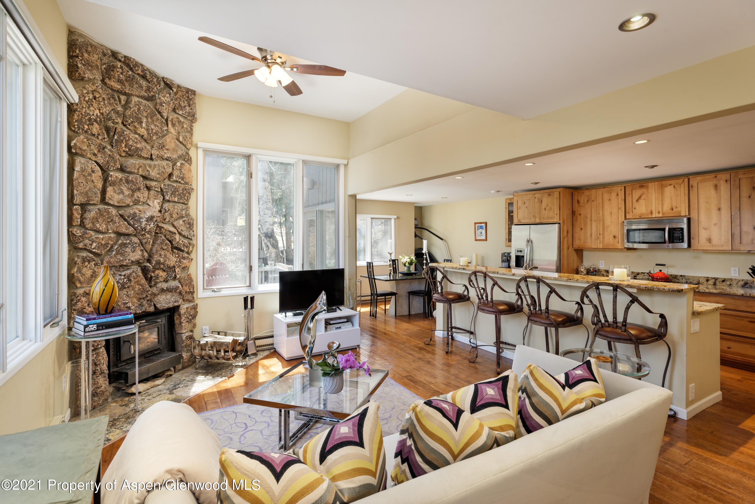 373 Meadow Ranch Road Snowmass Village, CO 81615 - Photo 3 of 16 373MeadowRanch_HiRes_210429003