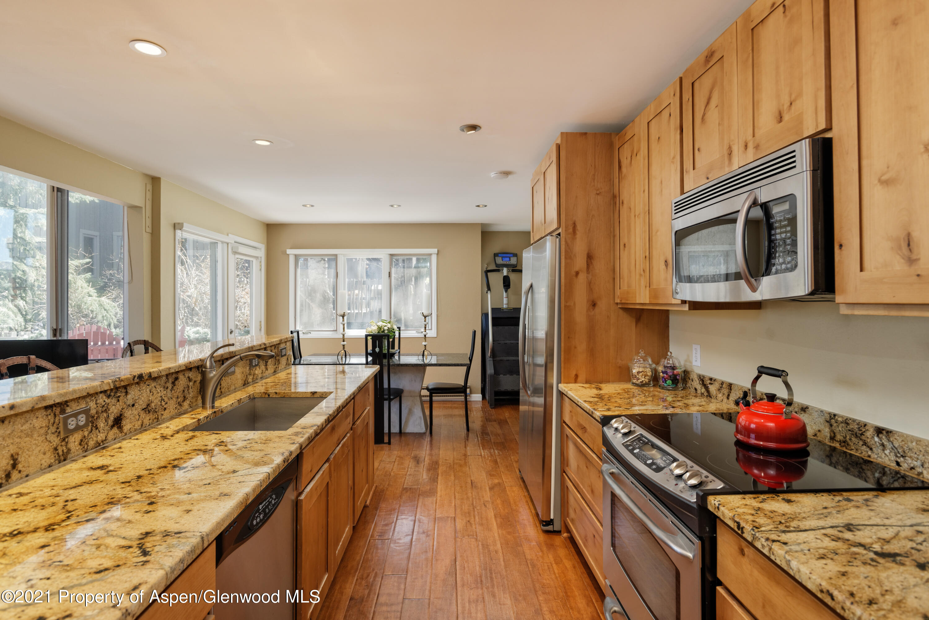373 Meadow Ranch Road Snowmass Village, CO 81615 - Photo 4 of 16 373MeadowRanch_HiRes_210429004