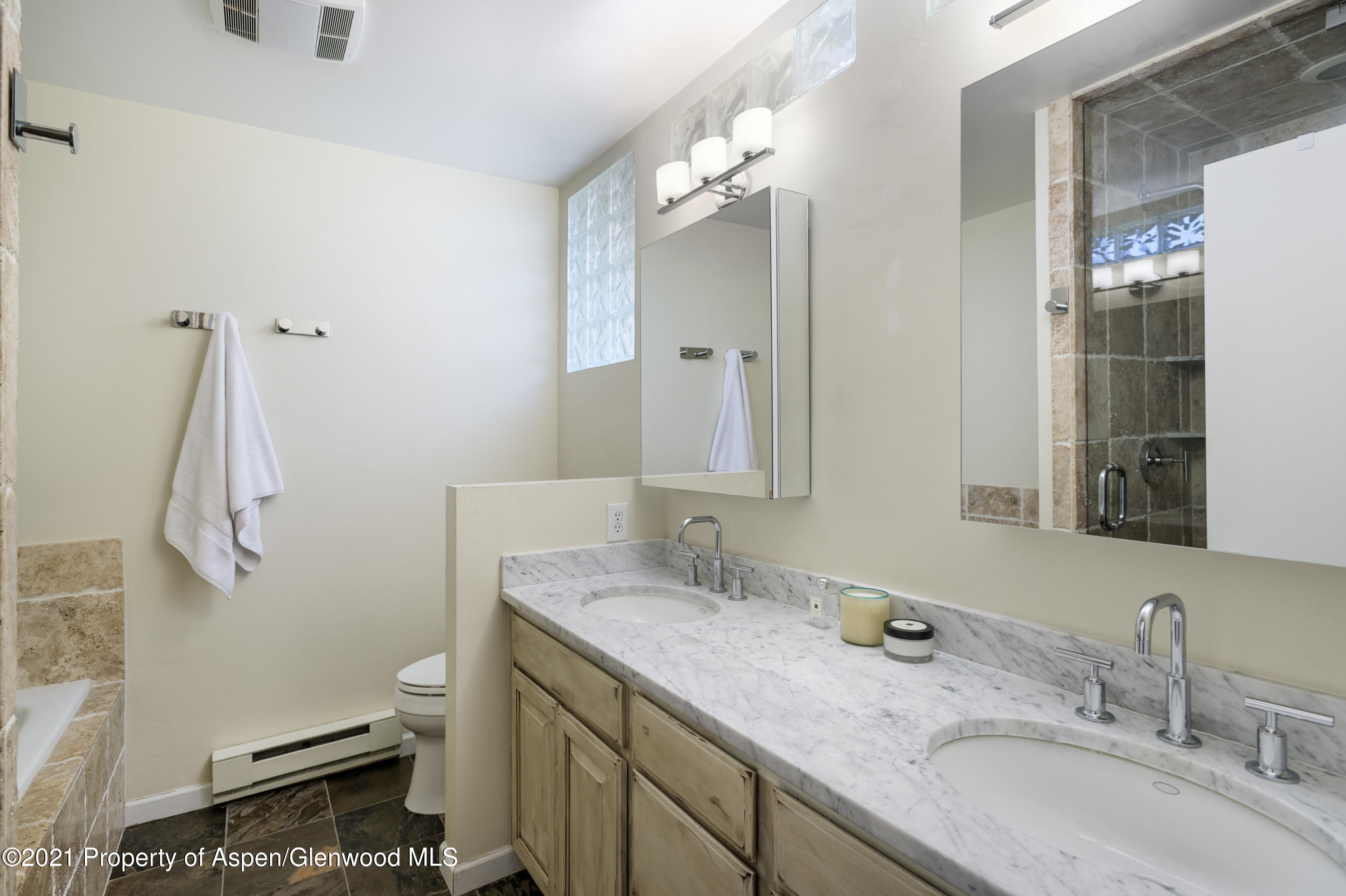 373 Meadow Ranch Road Snowmass Village, CO 81615 - Photo 9 of 16 373MeadowRanch_HiRes_210429009