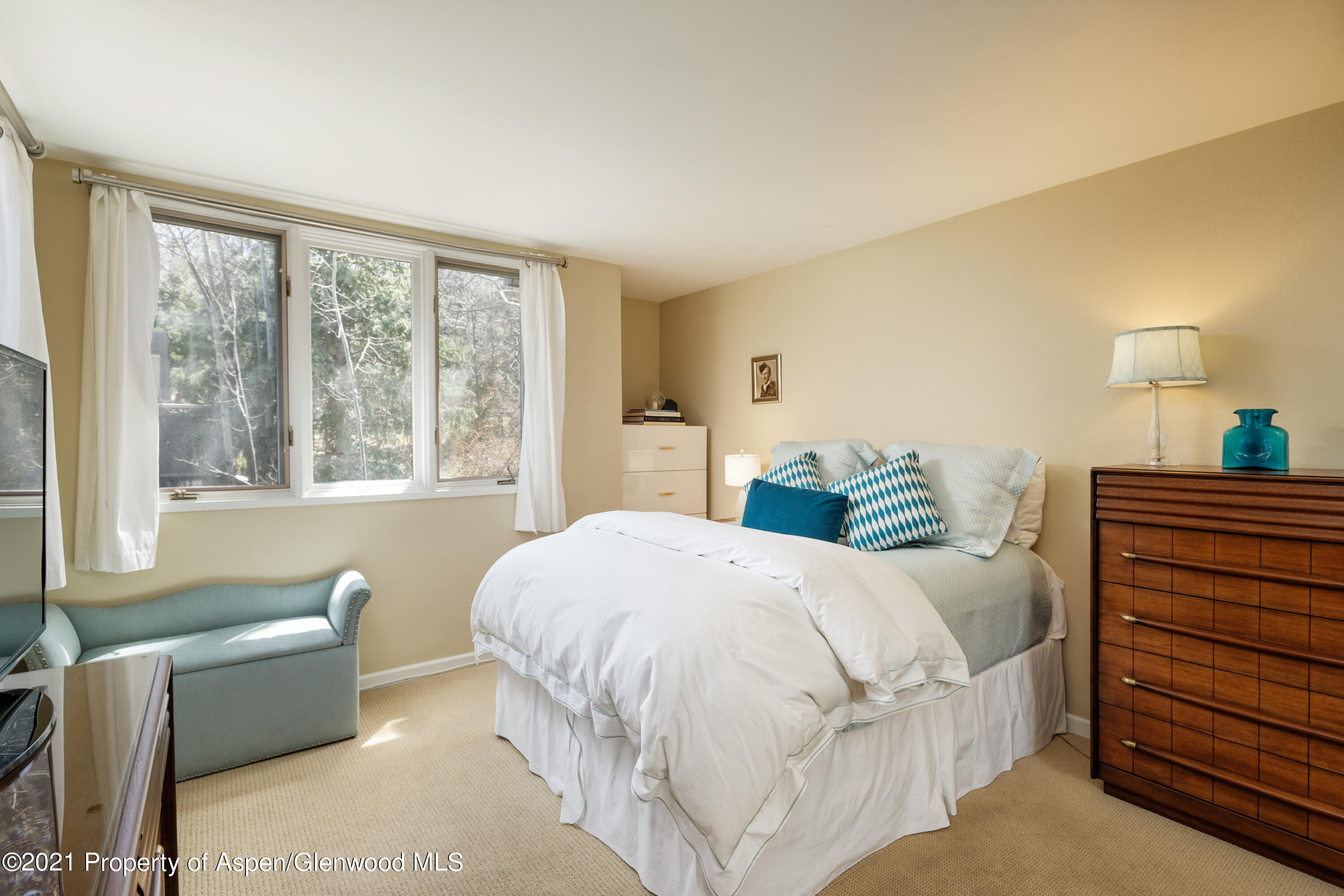 373 Meadow Ranch Road Snowmass Village, CO 81615 - Photo 10 of 16 373MeadowRanch_HiRes_210429010
