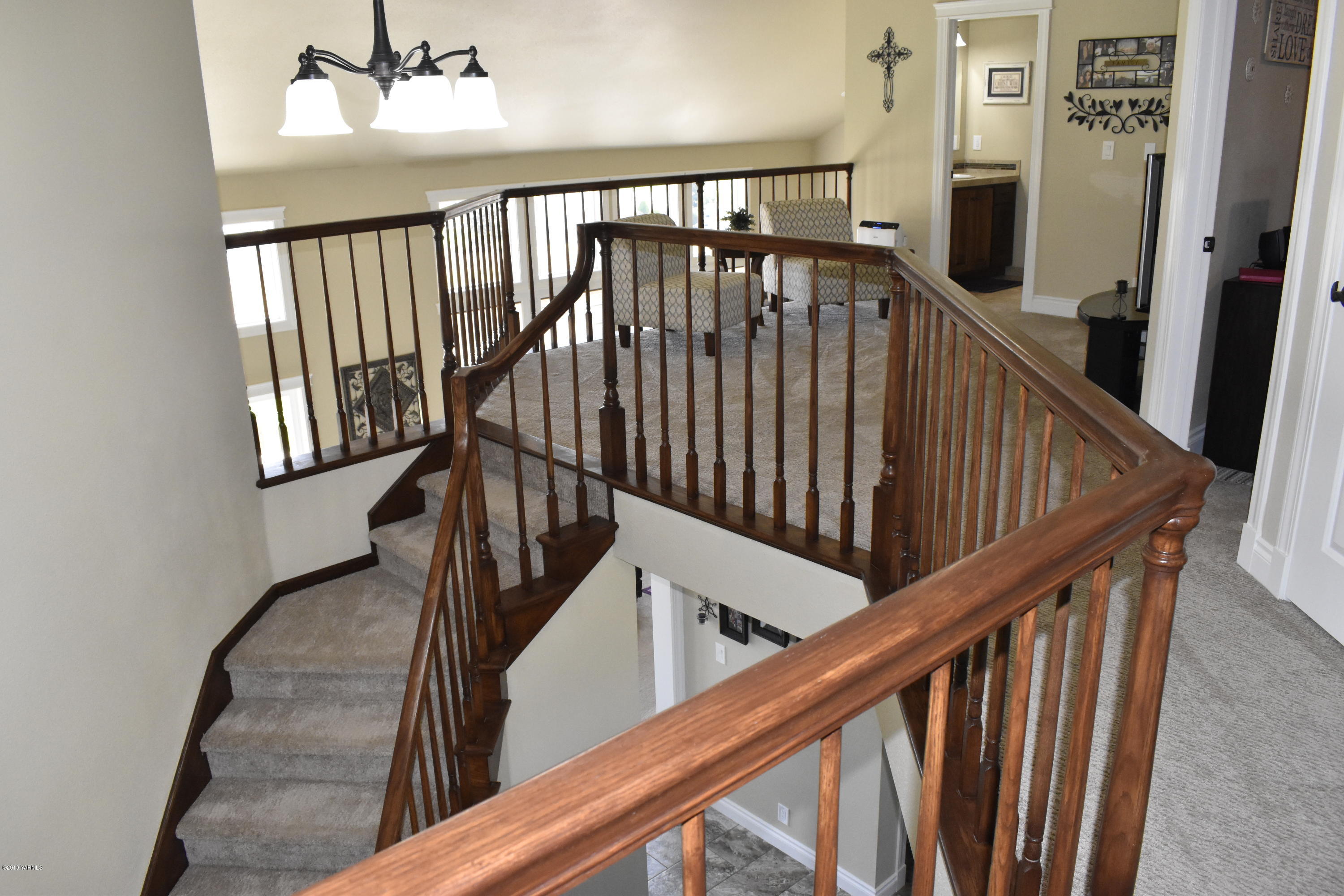 9709 Grunewald Road Yakima, WA 98908 - Photo 33 of 42 a view of entryway