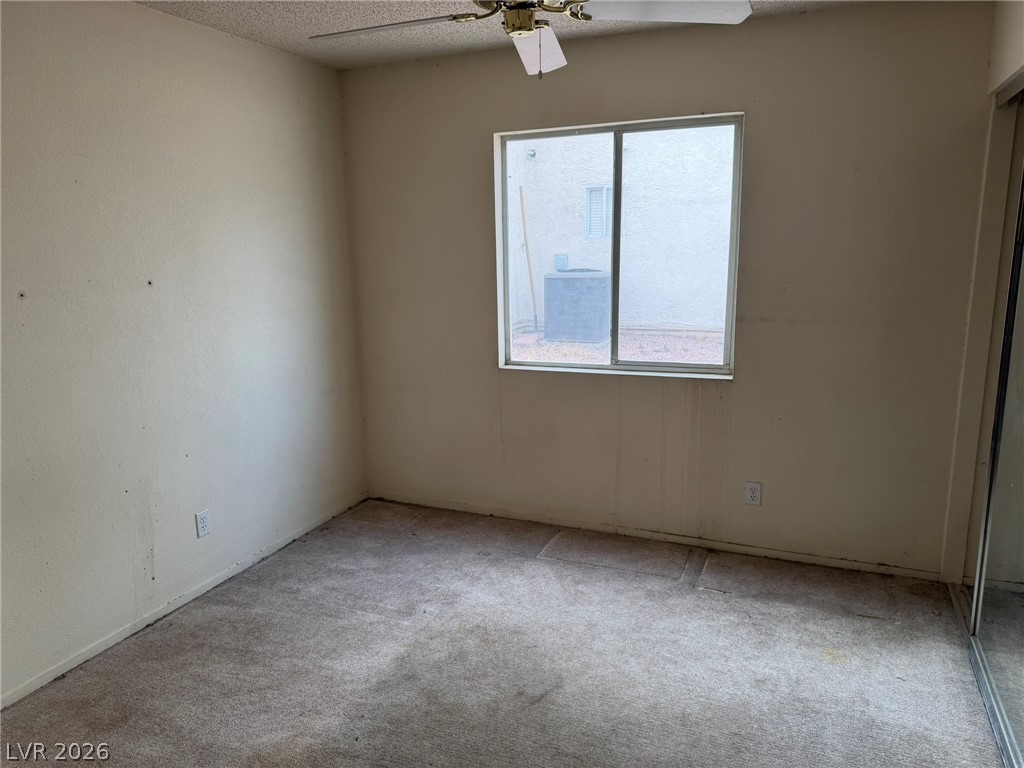 277 Gentle Bay Avenue Henderson, NV 89074 - Photo 33 of 43 This cozy space awaits your personal touch to create a comfortable retreat.