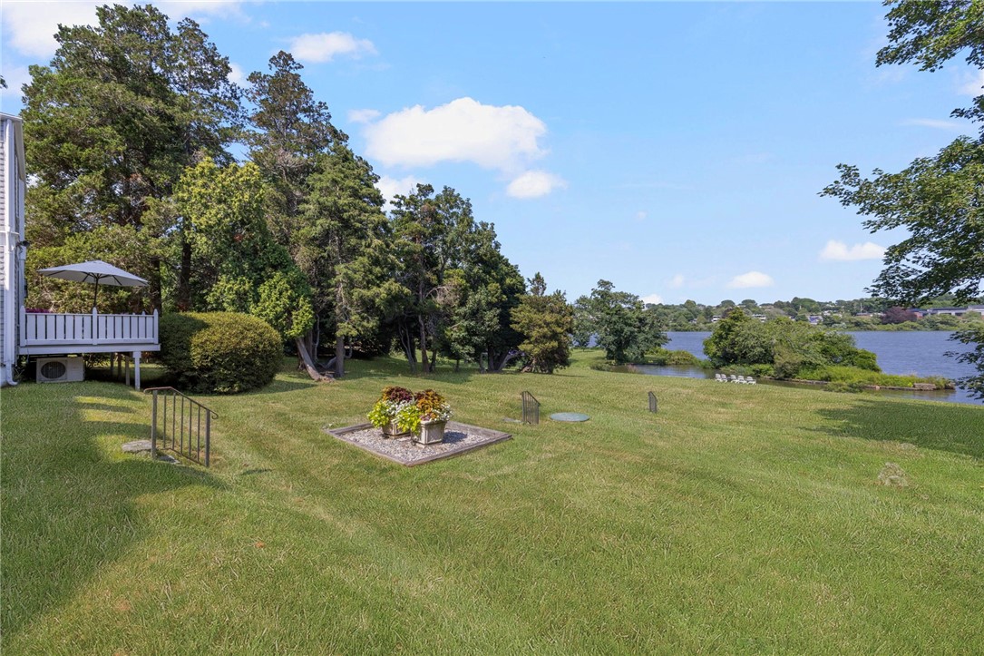 44 Bliss Mine Road, Unit 10 Middletown, RI 02842 - Photo 38 of 50