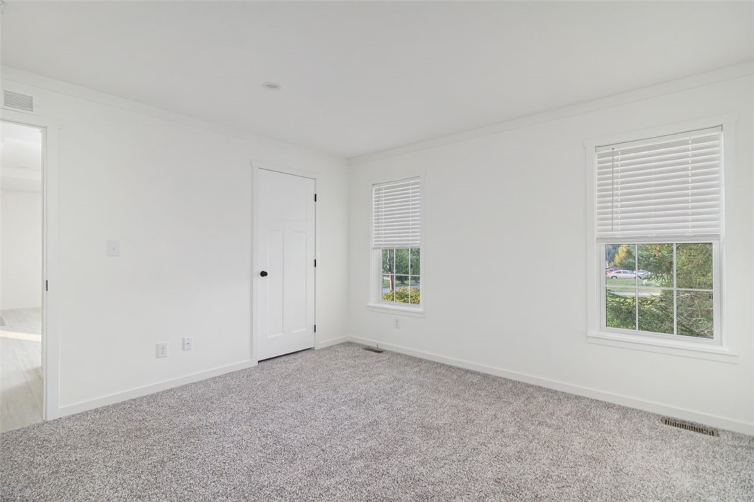 66 Diamond Hill Road Glocester, RI 02814 - Photo 19 of 42