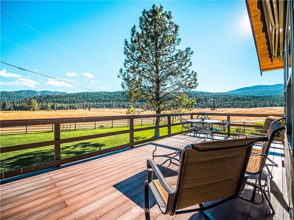 39 Cape Labelle Road Tonasket, WA 98855 - Photo 15 of 39 a view of a outdoor seating area with furniture
