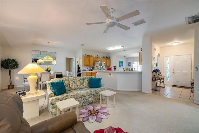 $2,000 | 10709 Collar Drive, San Antonio, FL 33576