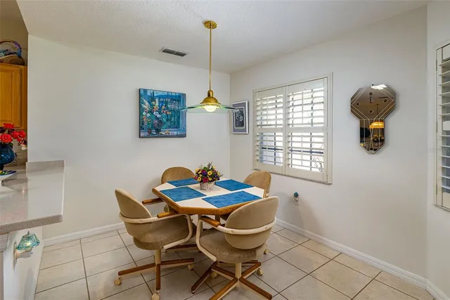 $2,000 | 10709 Collar Drive, San Antonio, FL 33576