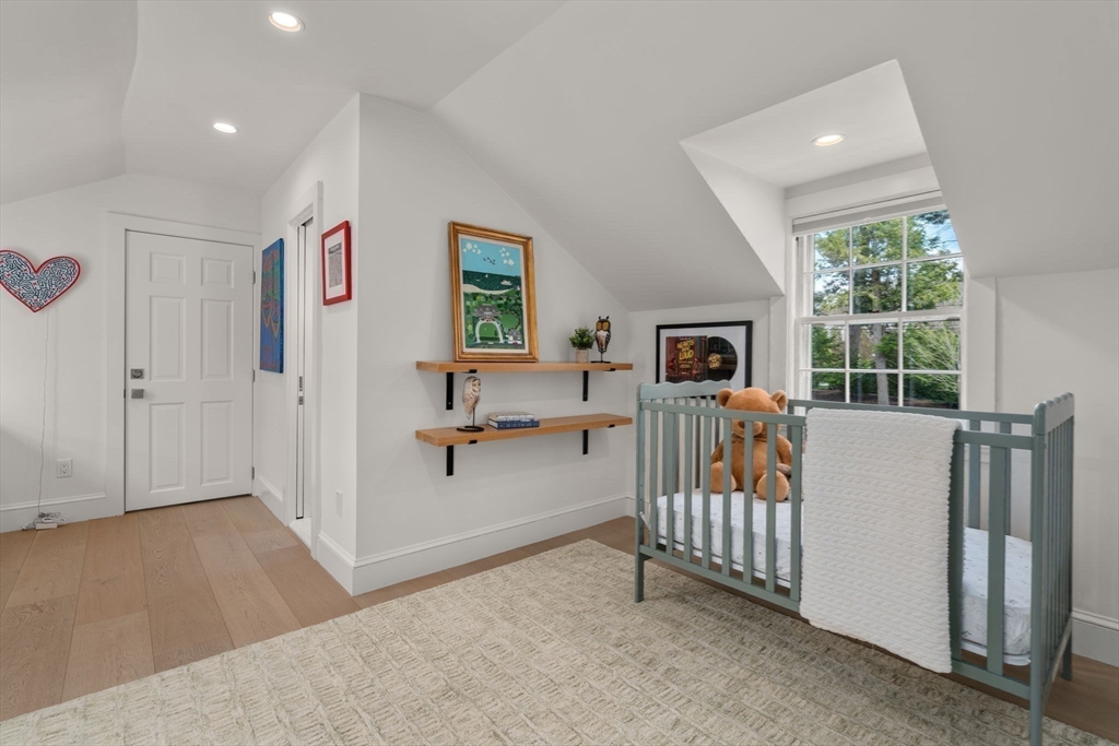 389 Grove Street Needham, MA 02492 - Photo 21 of 40
