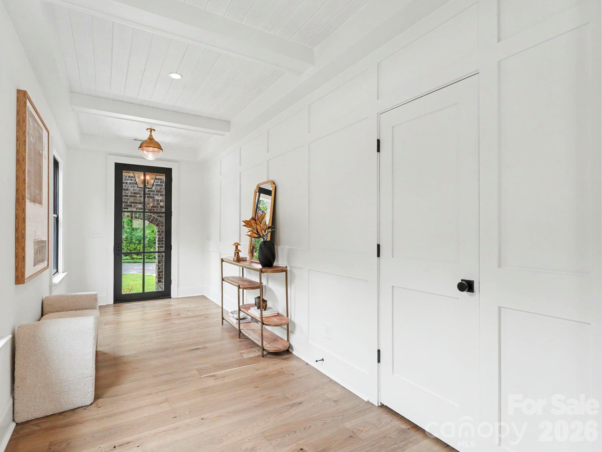 5971 Gate Post Road Charlotte, NC 28211 - Photo 3 of 39 Gallery Image 3