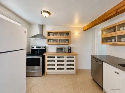 $700,000 | 1035-1037 Warfield Avenue, Oakland, CA 94610