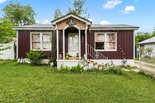 $149,900 | 2709 Speight Avenue, Waco, TX 76711