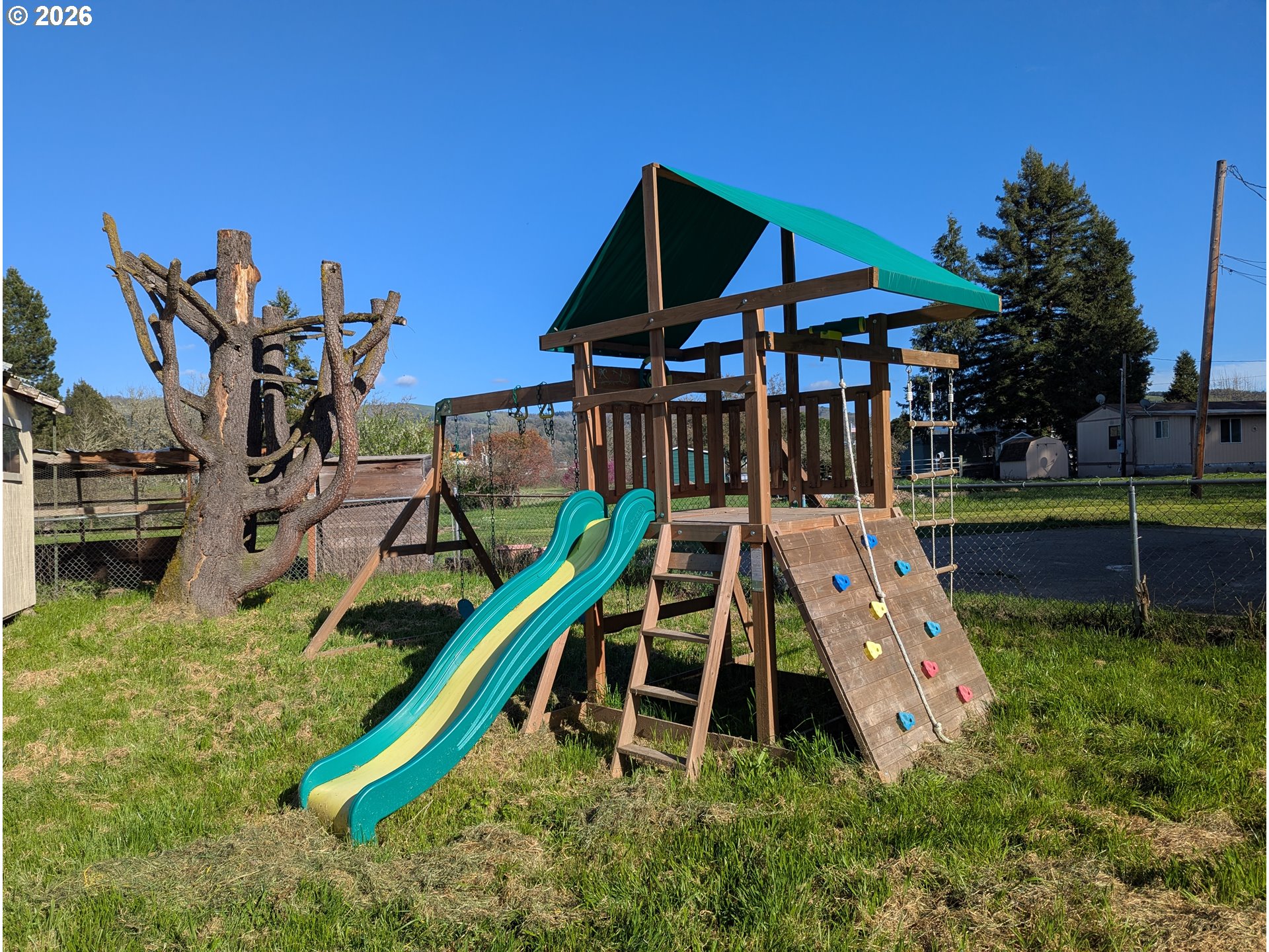 3905 Carnes Road Roseburg, OR 97471 - Photo 36 of 40