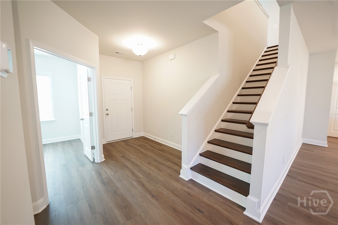 112 Monterey Loop Richmond Hill, GA 31324 - Photo 3 of 32