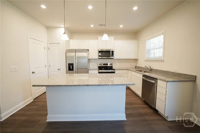 $2,600 | 112 Monterey Loop, Richmond Hill, GA 31324