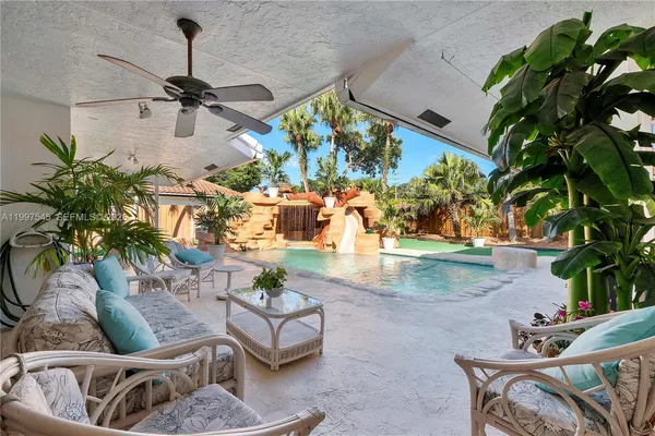 $1,525,000 | 2900 Northwest 25th Way, Boca Raton, FL 33434