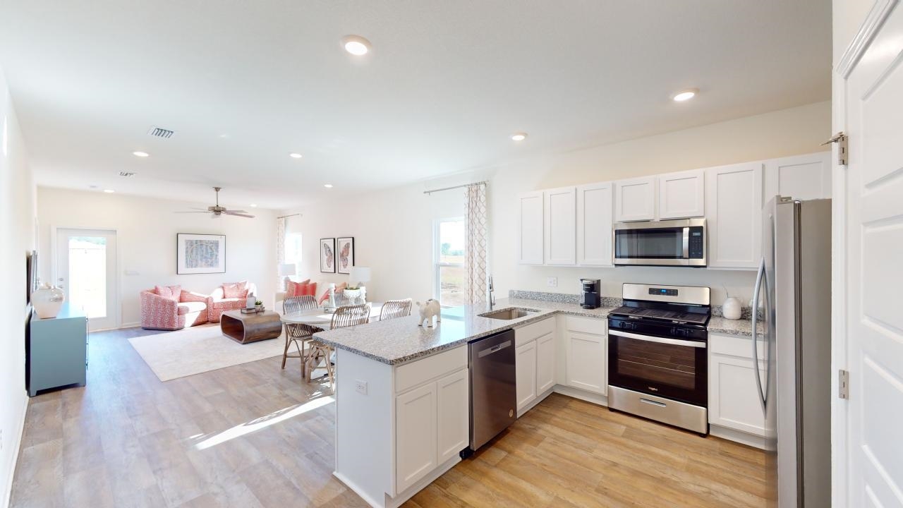 12821 Patriot Way Daphne, AL 36527 - Photo 2 of 10