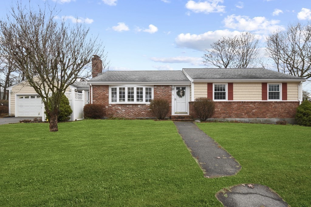 24 Orchard Road Hamilton, MA 01982 - Photo 1 of 27