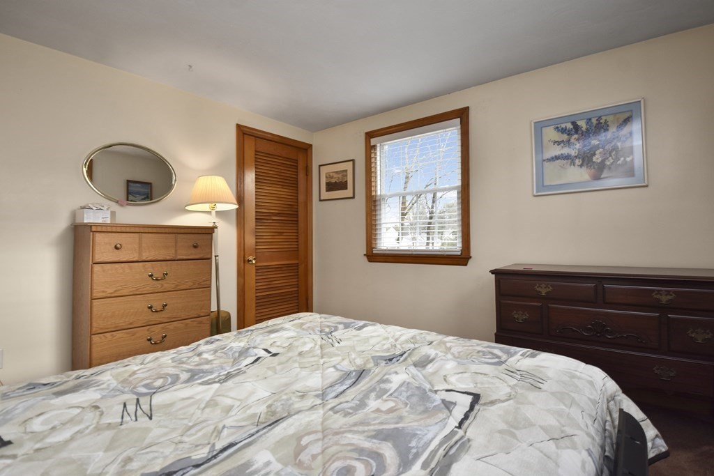 24 Orchard Road Hamilton, MA 01982 - Photo 23 of 27