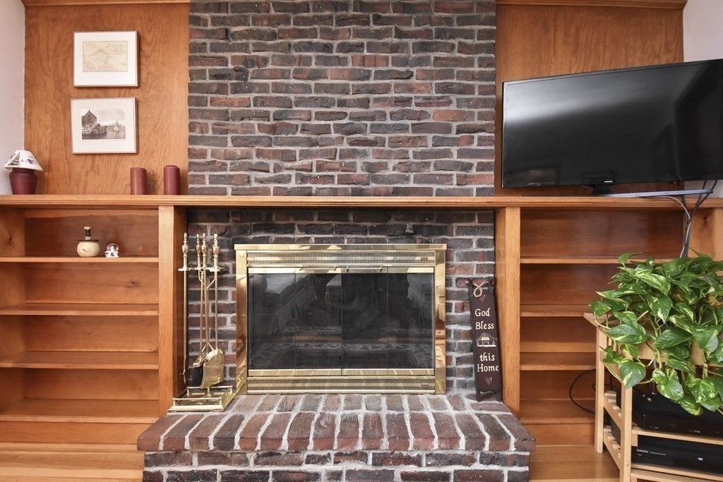 24 Orchard Road Hamilton, MA 01982 - Photo 8 of 27