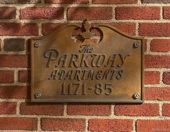 a close up of a street sign