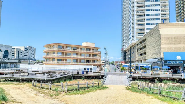 $125,000 | 108 South Montpelier Avenue, Unit 305, Atlantic City, NJ 08401