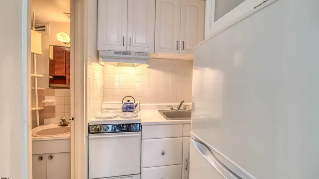 $125,000 | 108 South Montpelier Avenue, Unit 305, Atlantic City, NJ 08401