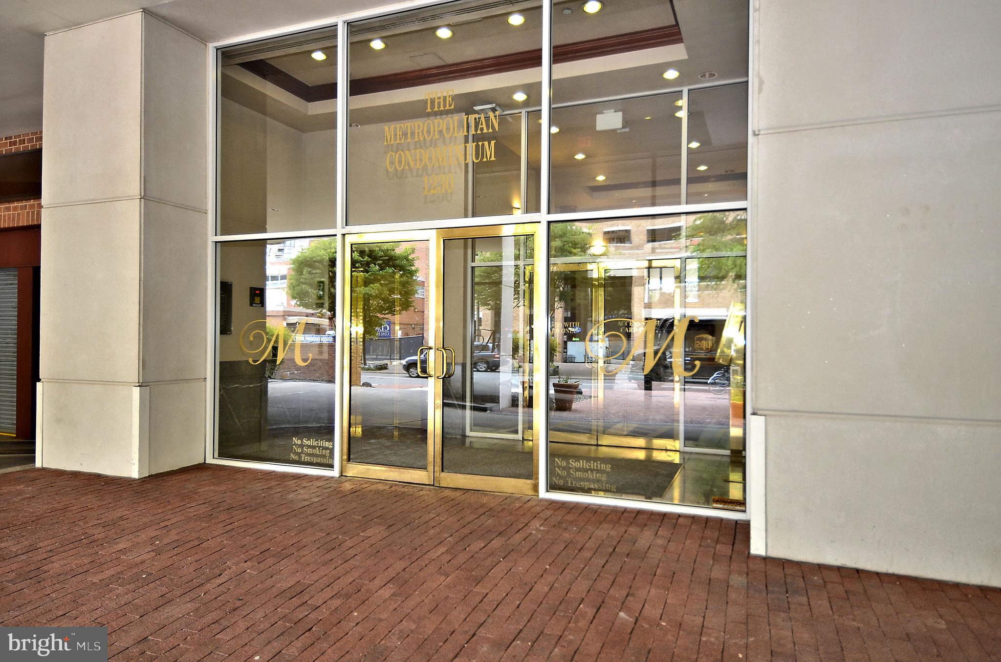 Professionally managed condo