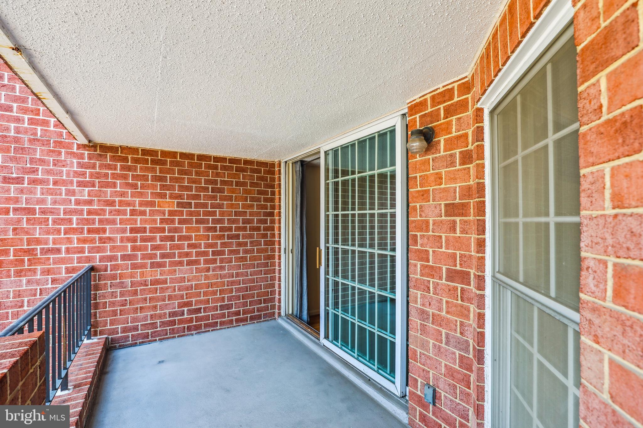 1230 23rd Street Northwest, Unit 607 Washington, DC 20037 - Photo 20 of 29 Hige balcony